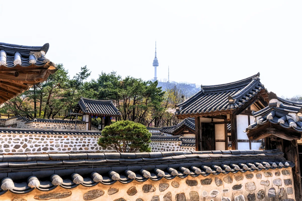 Tour Hàn Quốc 5N4Đ mùa thu lá đỏ – khám phá làng cổ Hanok Namsangol đậm nét văn hóa truyền thống