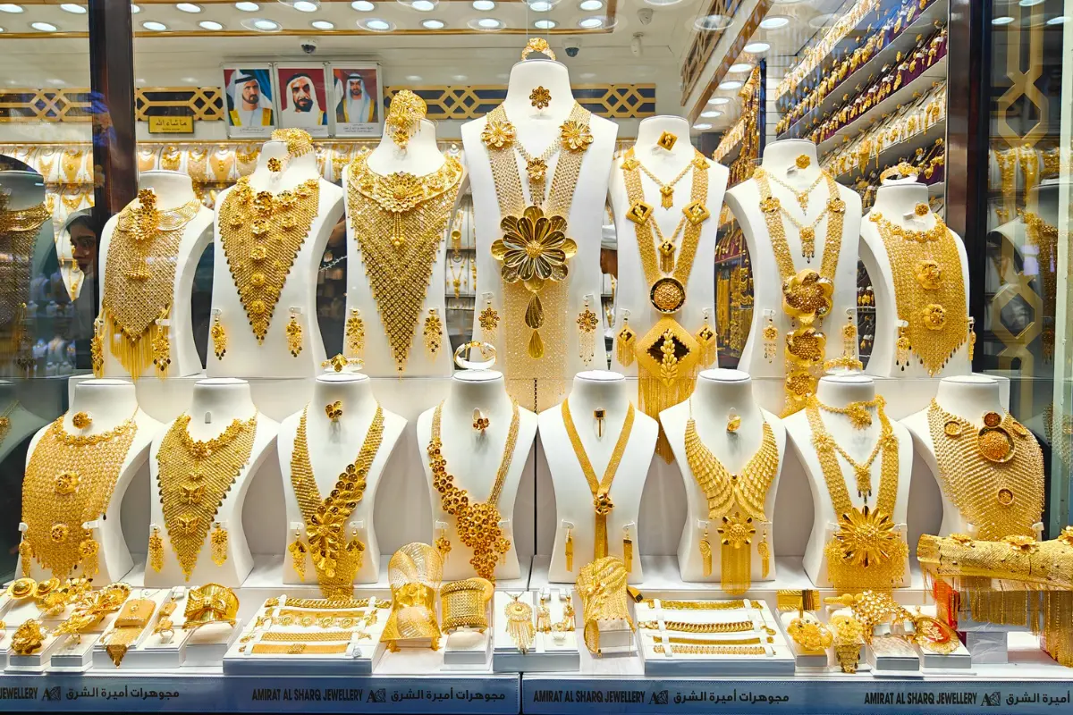 Tour Dubai tháng 6 - Chợ nữ trang Gold Souk