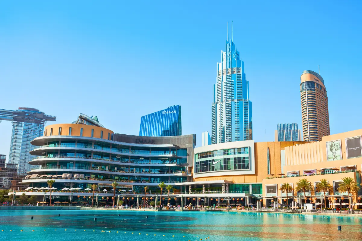 Dubai - Abu Dhabi | Tháng 6 2025 | Emirates 5 sao