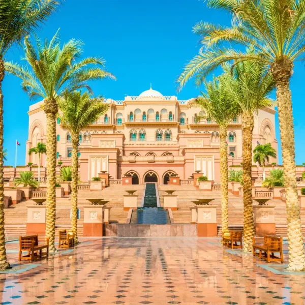 Dubai - Abu Dhabi | Tháng 6 2025 | Emirates 5 sao