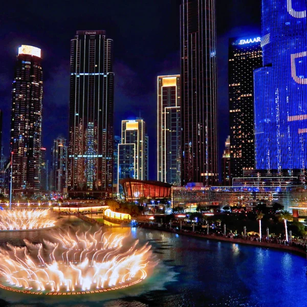 Dubai - Abu Dhabi | Tháng 6 2025 | Emirates 5 sao