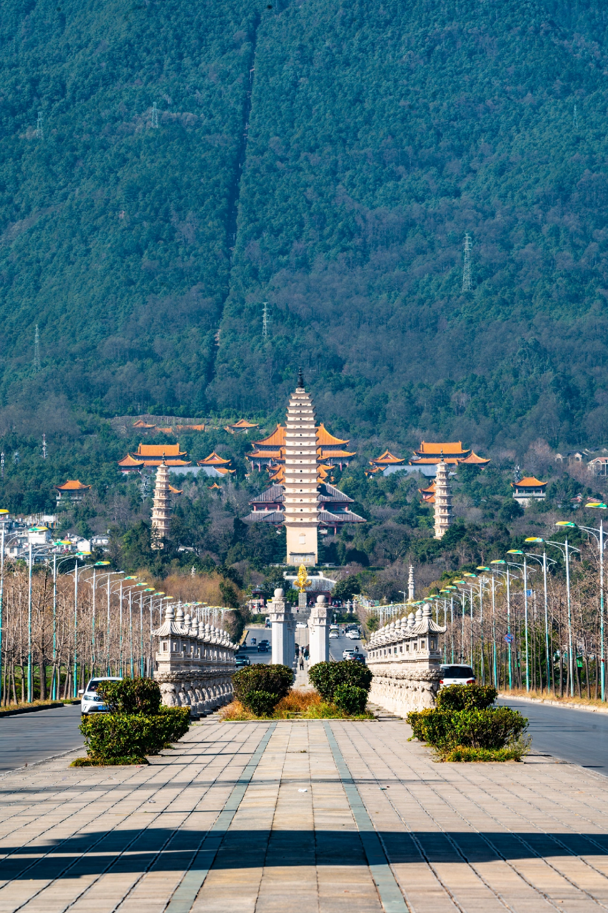 Tam Tháp Đại Lý nổi bật giữa khung cảnh du lịch Lệ Giang Đại Lý tháng 9