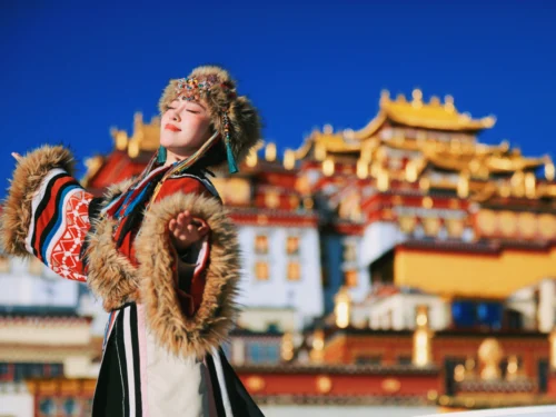 thanh-co-anh-trang Trung Quốc: Lệ Giang - Đại Lý - Shangrila 6 ngày 5 đêm | Tháng 10 2025 | Ruili Airlines