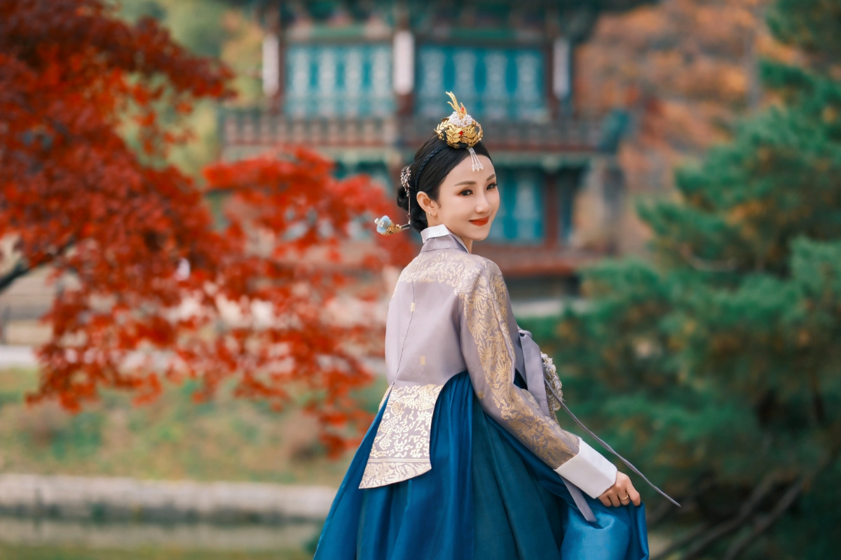 Tour Hàn Quốc tháng 11 trọn gói tham quan Cung điện Gyeongbokgung